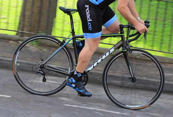 bestroadbikes_vitusrazor2